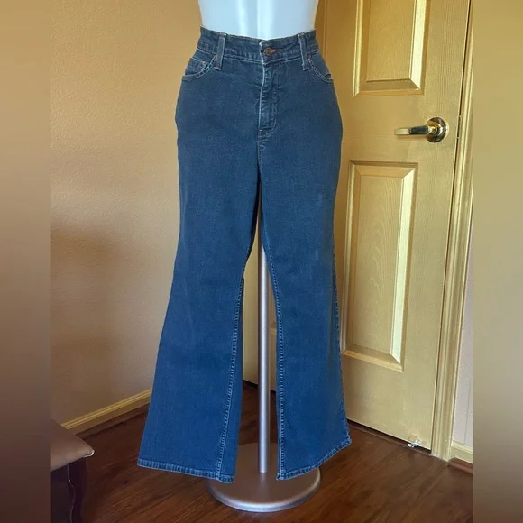 Signature by Levi Strauss Dark Blue Wide-Leg High-Rise Jeans - Picture 1 of 7